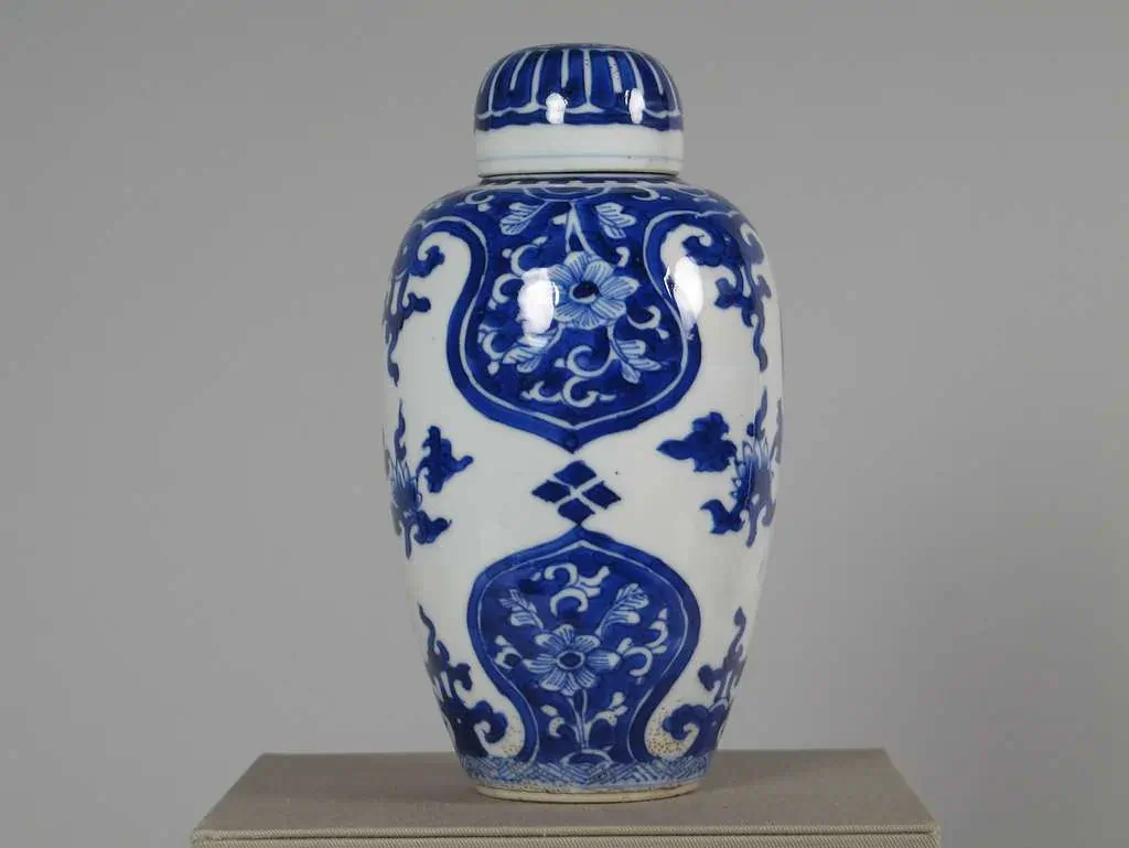 Kangxi porcelain