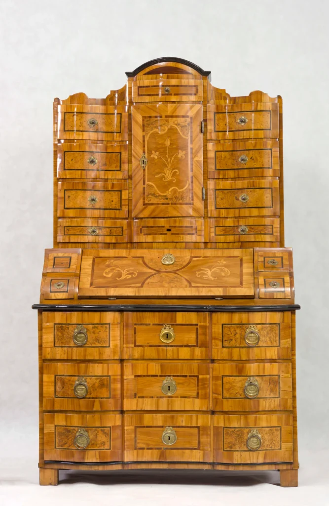 Japanese Tansu