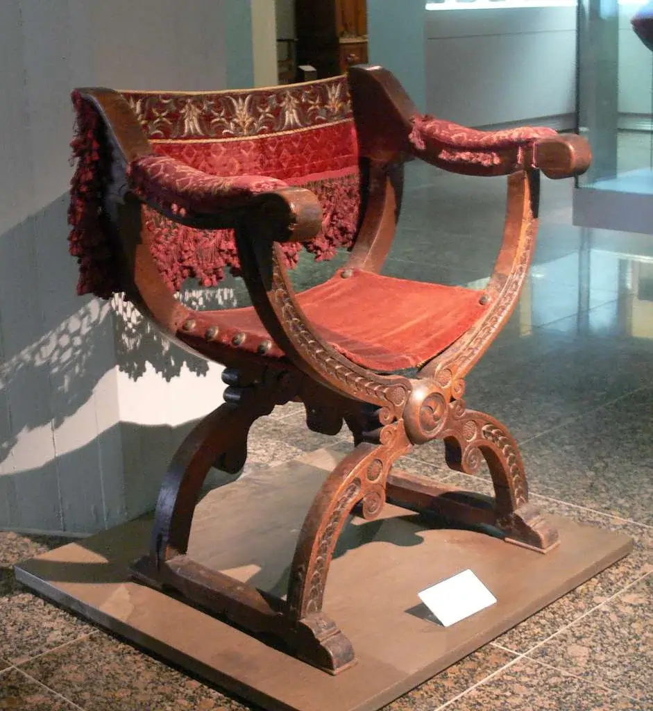 roman curule chair